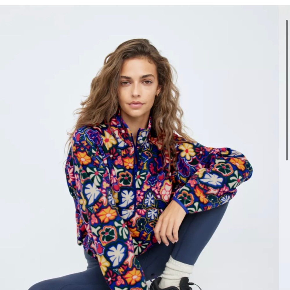 Sold! Aritzia TNA quarter zip - SOLD